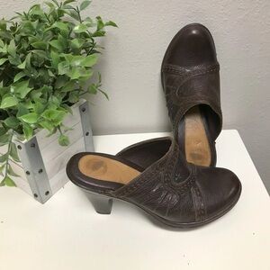 Nurture Leather Mules Slip On - Size 8.5